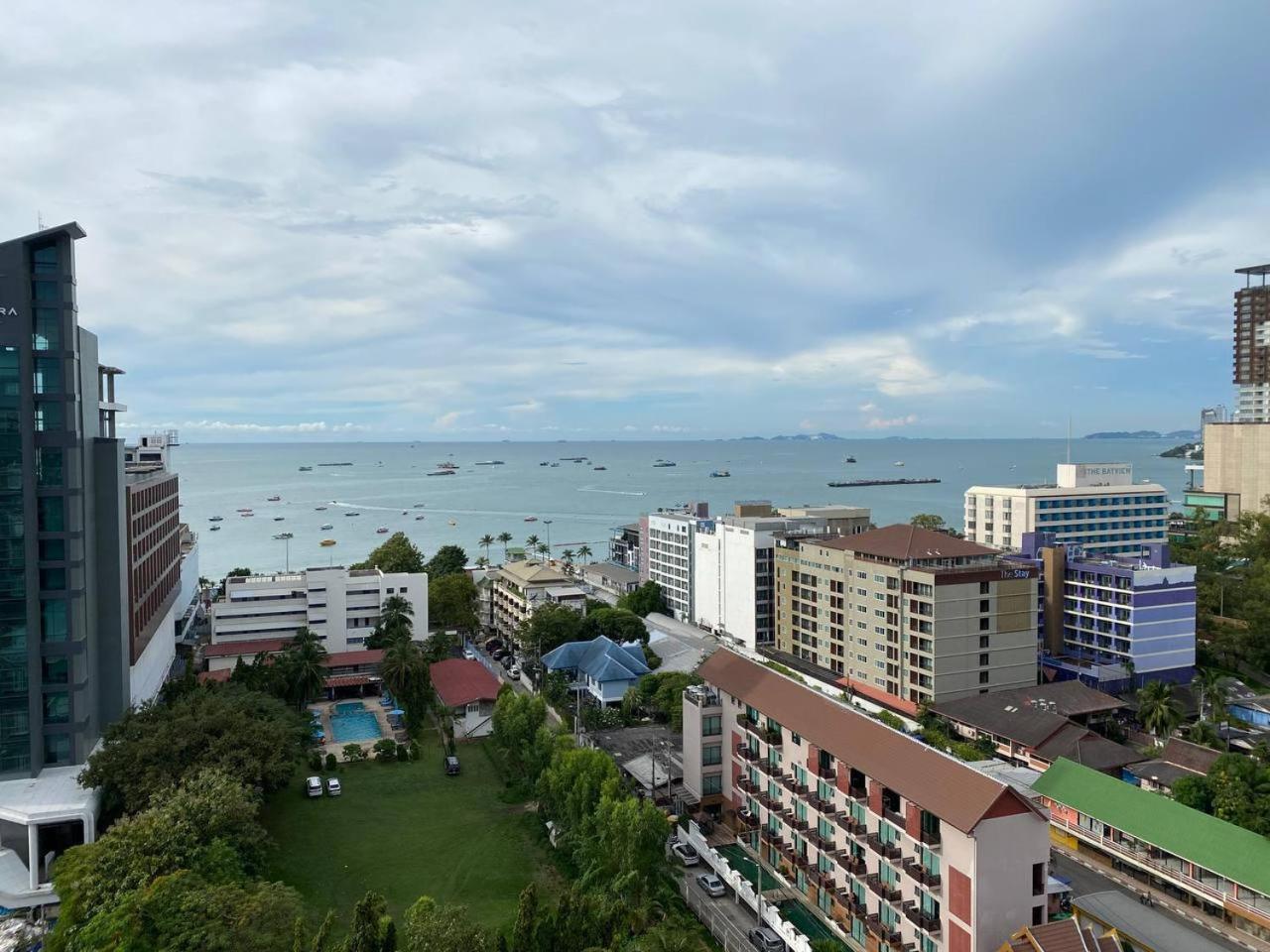 Condo Edge Central Pattaya Dış mekan fotoğraf